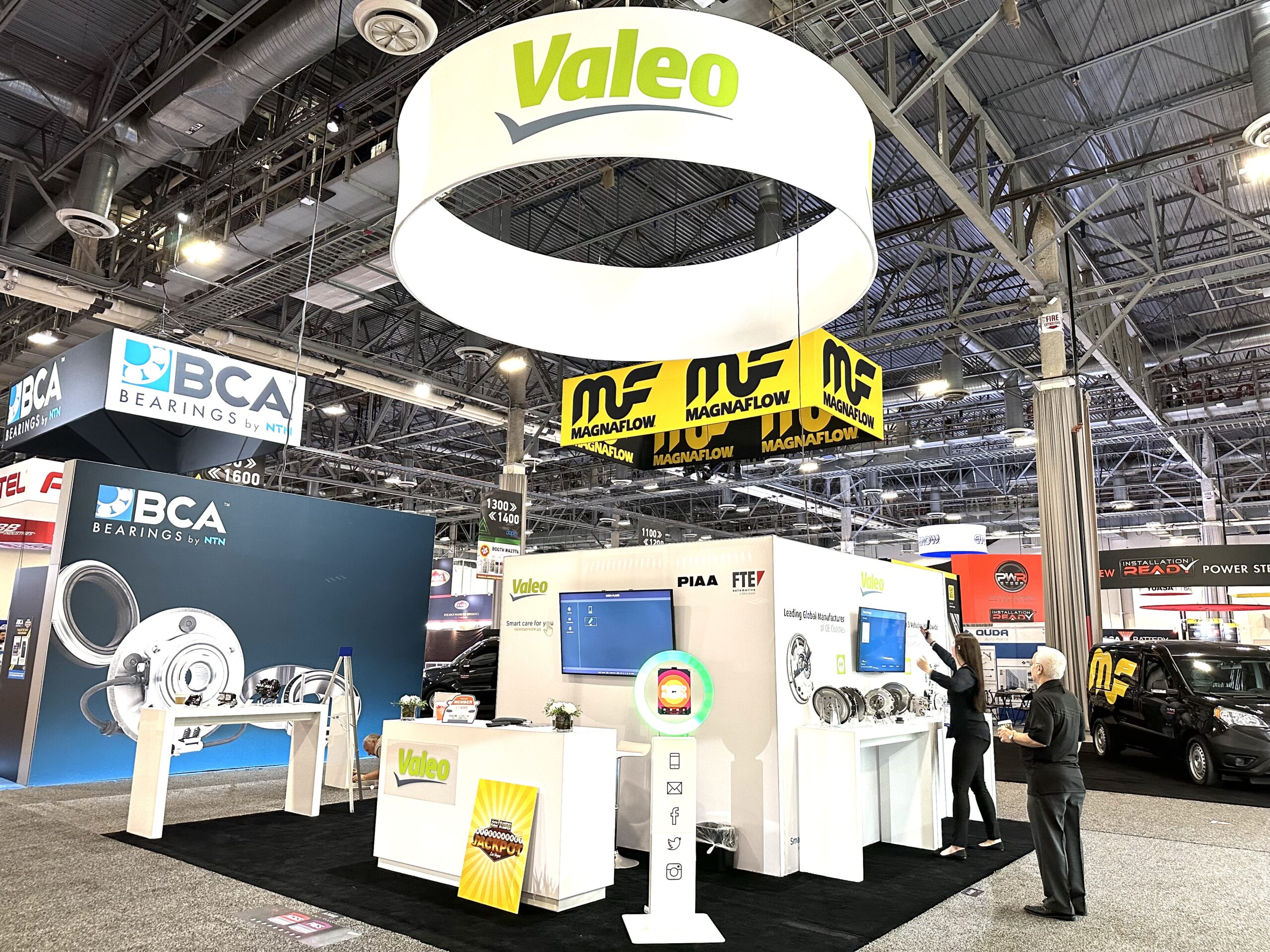 TRADESHOW PHOTO BOOTH RENTAL
